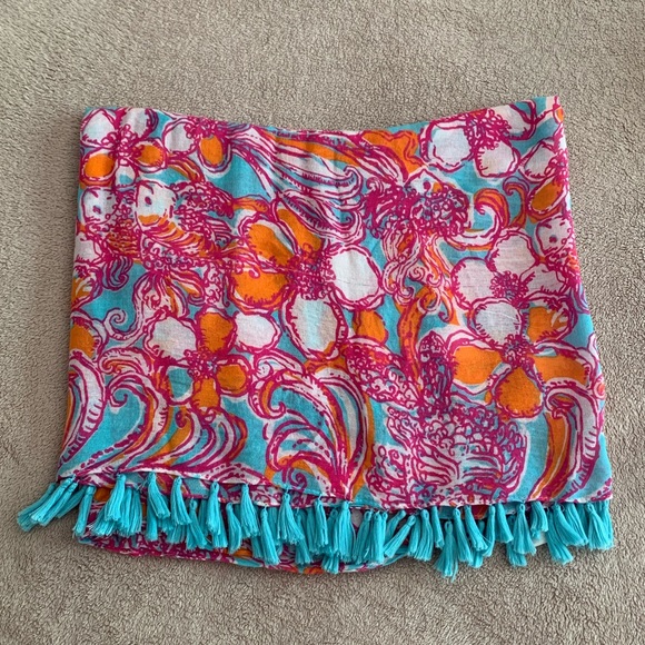 Lilly Pulitzer Riley Infinity Scarf - Picture 3 of 3